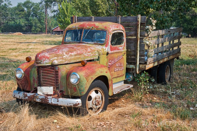 International-Farm-Truck-1949-